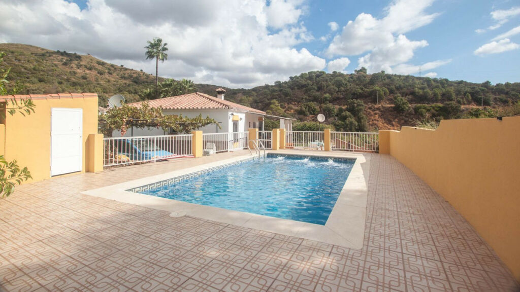 Finca - Cortijo Estepona Málaga - image 26