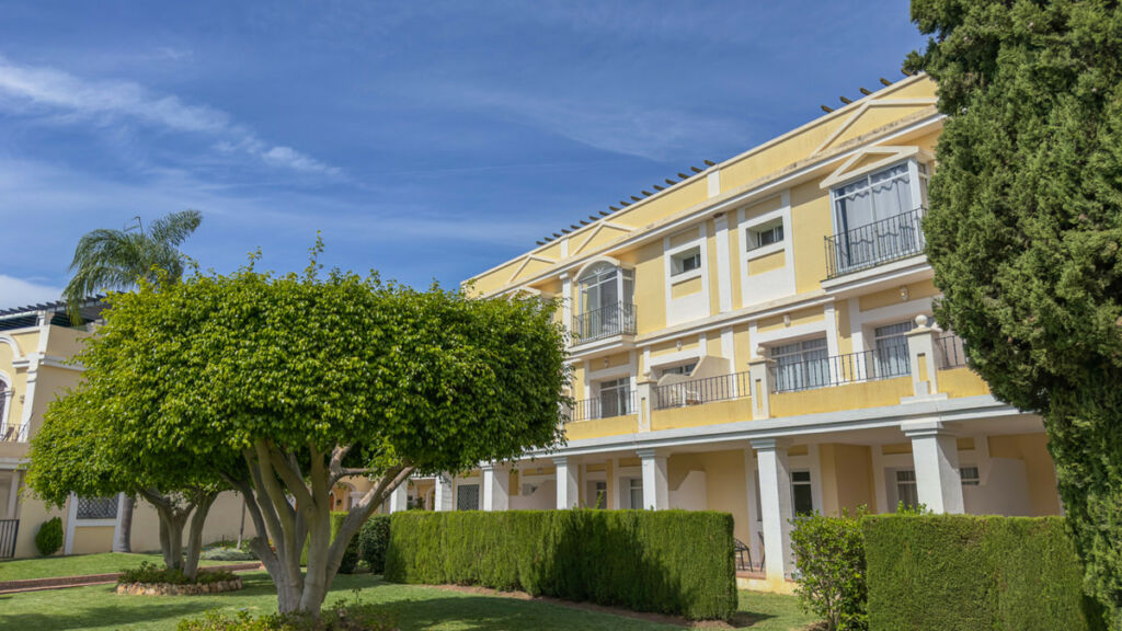 Duplex Nueva Andalucía Málaga - image 26