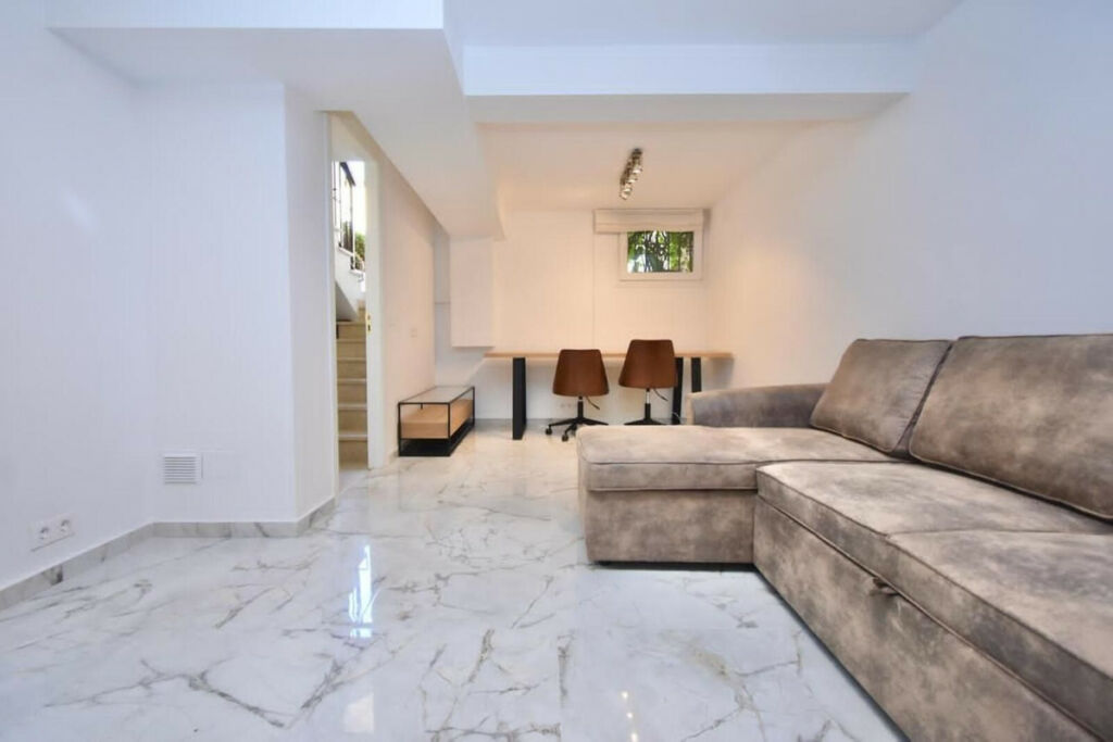 Townhouse Nueva Andalucía Málaga - image 26