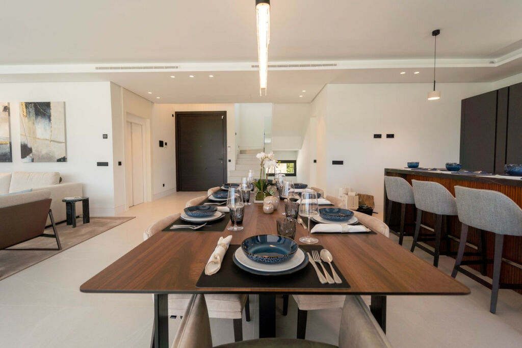 Detached Villa Nueva Andalucía Málaga - image 26