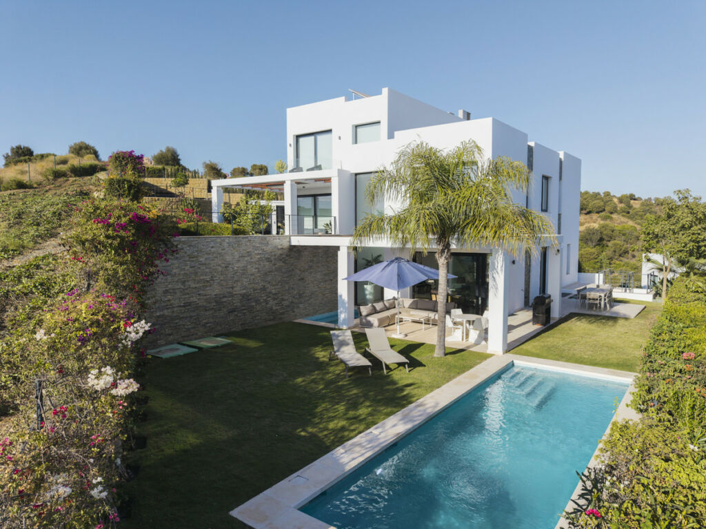 Semi-Detached House Cabopino Málaga - image 26
