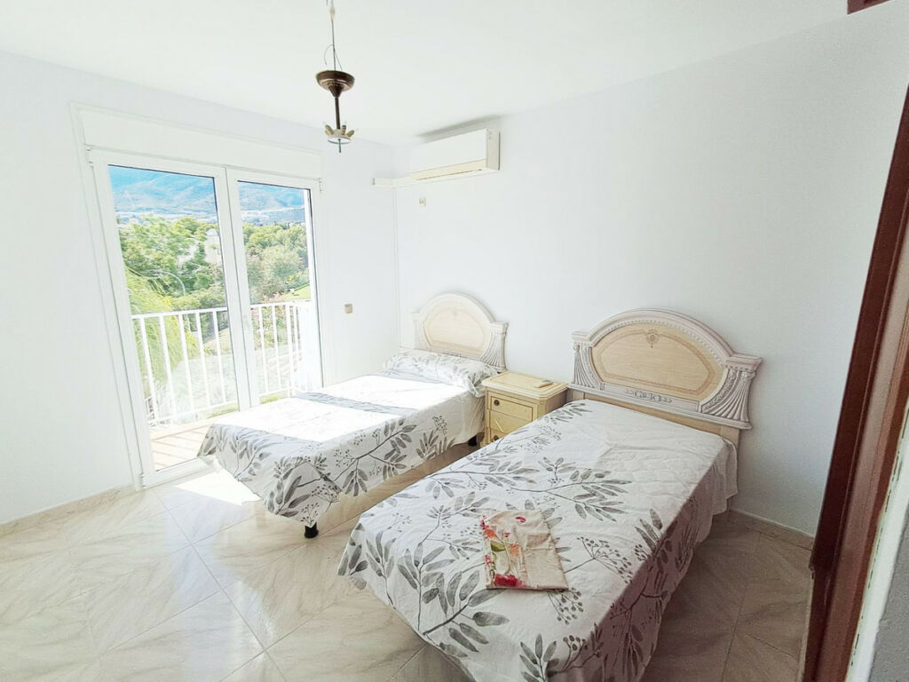 Semi-Detached House Benalmadena Málaga - image 26