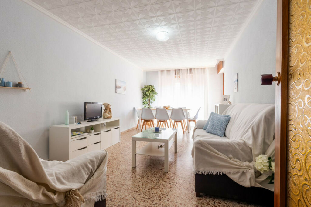 Middle Floor Apartment Torrevieja Alicante - image 26