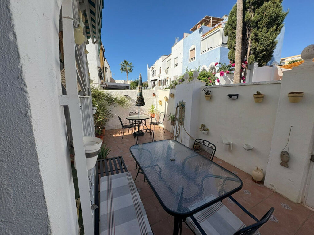 Semi-Detached House La Colina Málaga - image 26