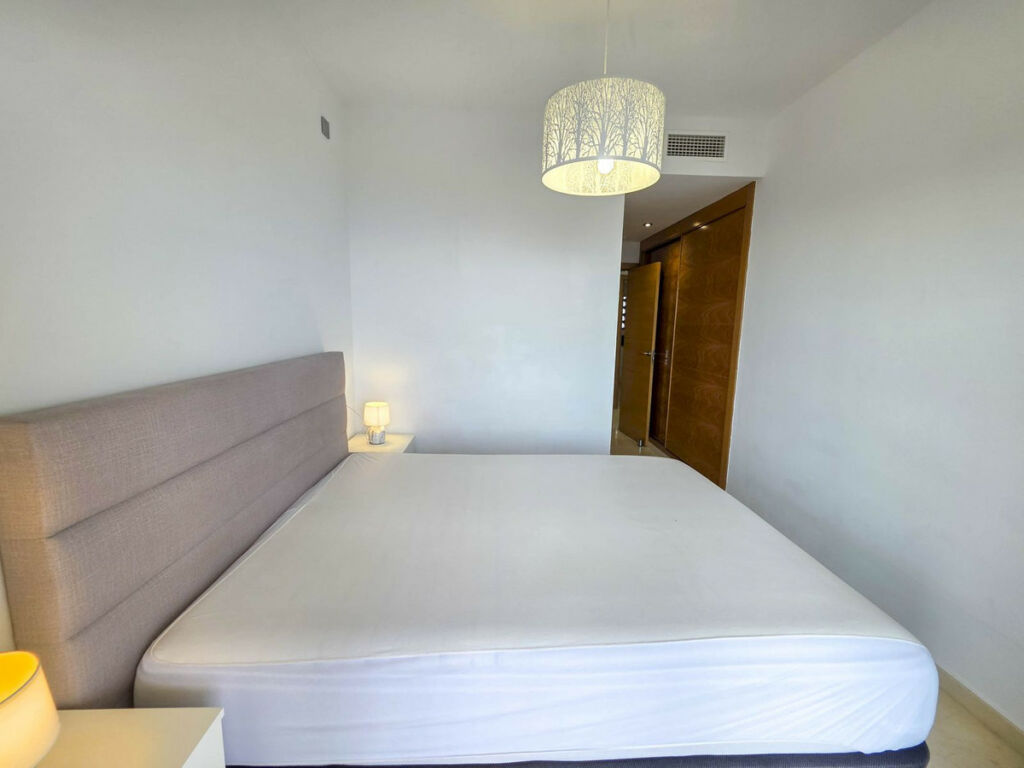 Middle Floor Apartment La Duquesa Málaga - image 27