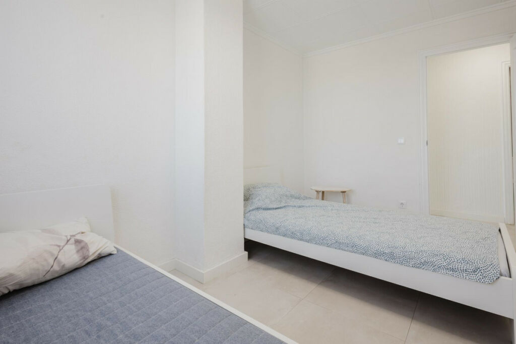 Middle Floor Apartment Torrevieja Alicante - image 27