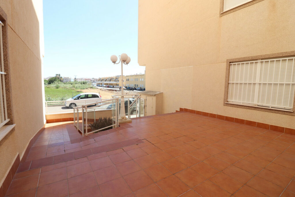 Penthouse Los Palacios Alicante - image 27