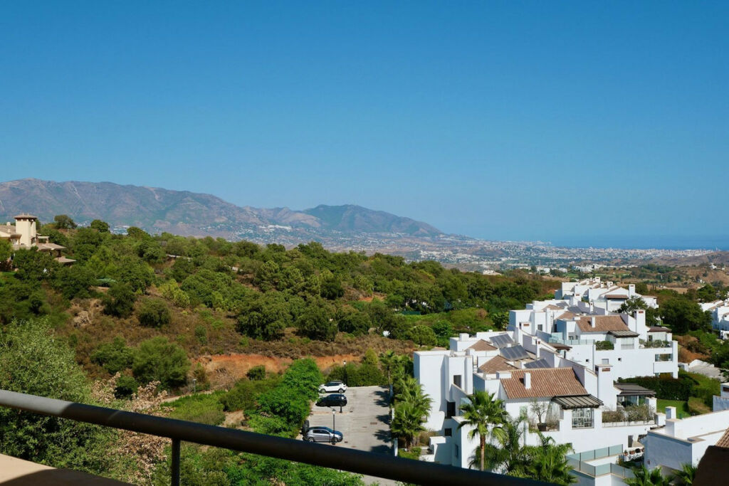 Penthouse La Mairena Málaga - image 27