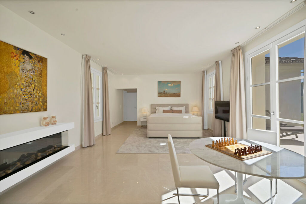Detached Villa La Zagaleta Málaga - image 27
