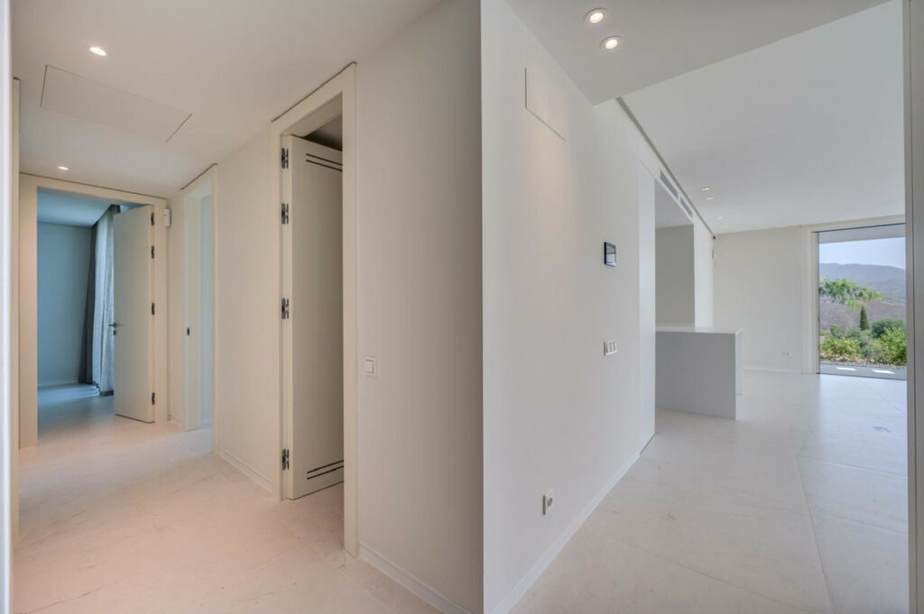 Ground Floor Apartment Ojén Málaga - image 27