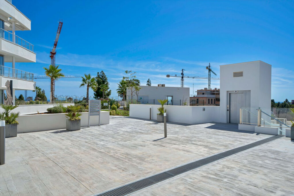 Middle Floor Apartment El Chaparral Málaga - image 27