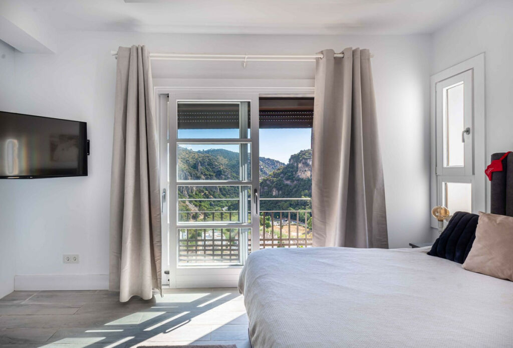 Townhouse Benahavís Málaga - image 27