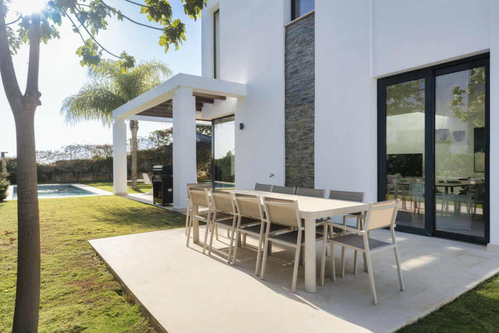 Semi-Detached House Cabopino Málaga - image 27