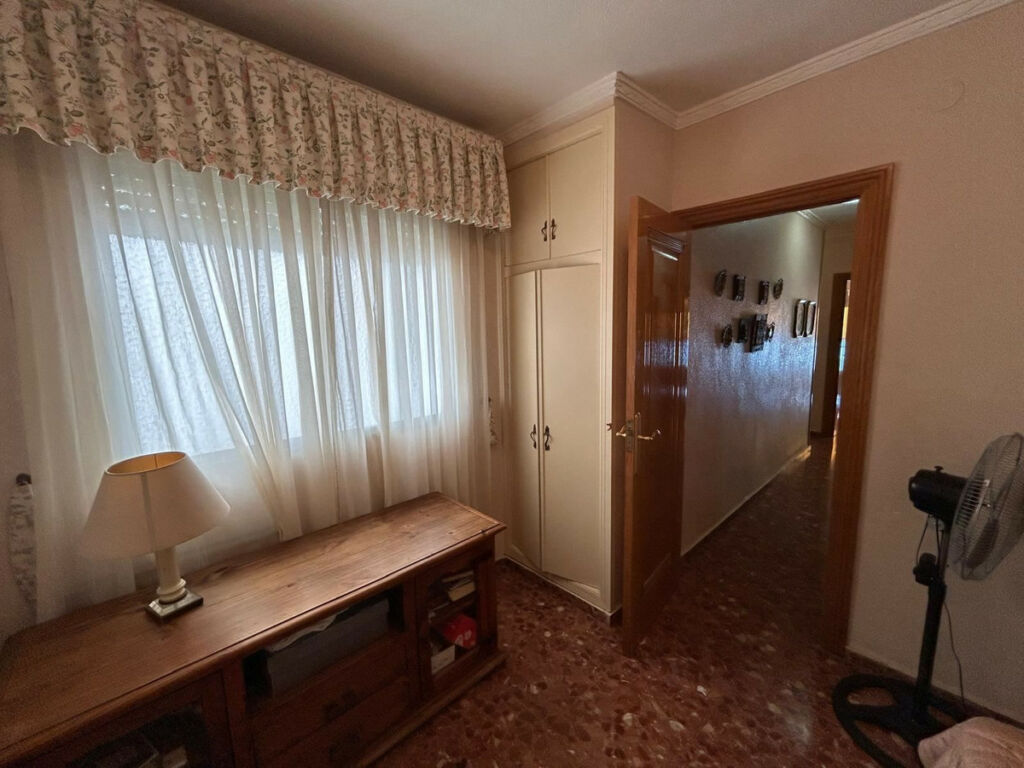 Middle Floor Apartment Torrevieja Alicante - image 27
