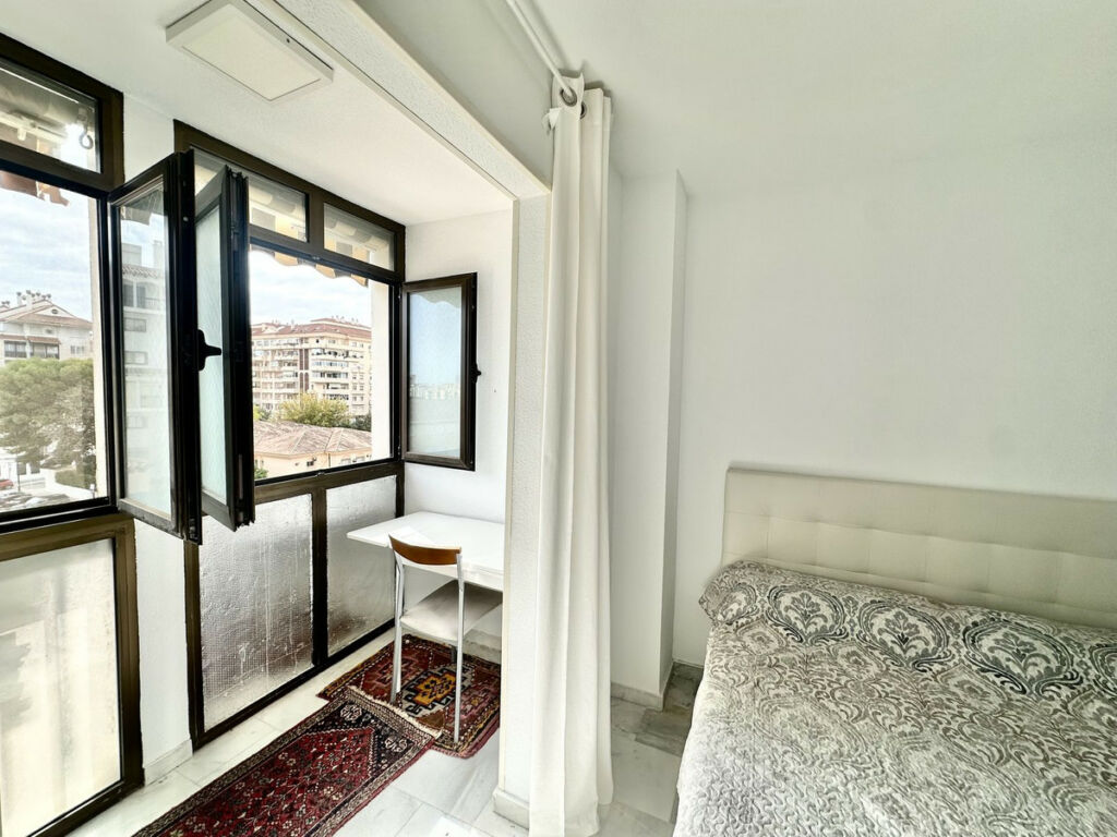 Middle Floor Apartment Fuengirola Málaga - image 27