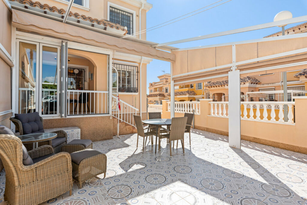 Townhouse Torrevieja Alicante - image 27