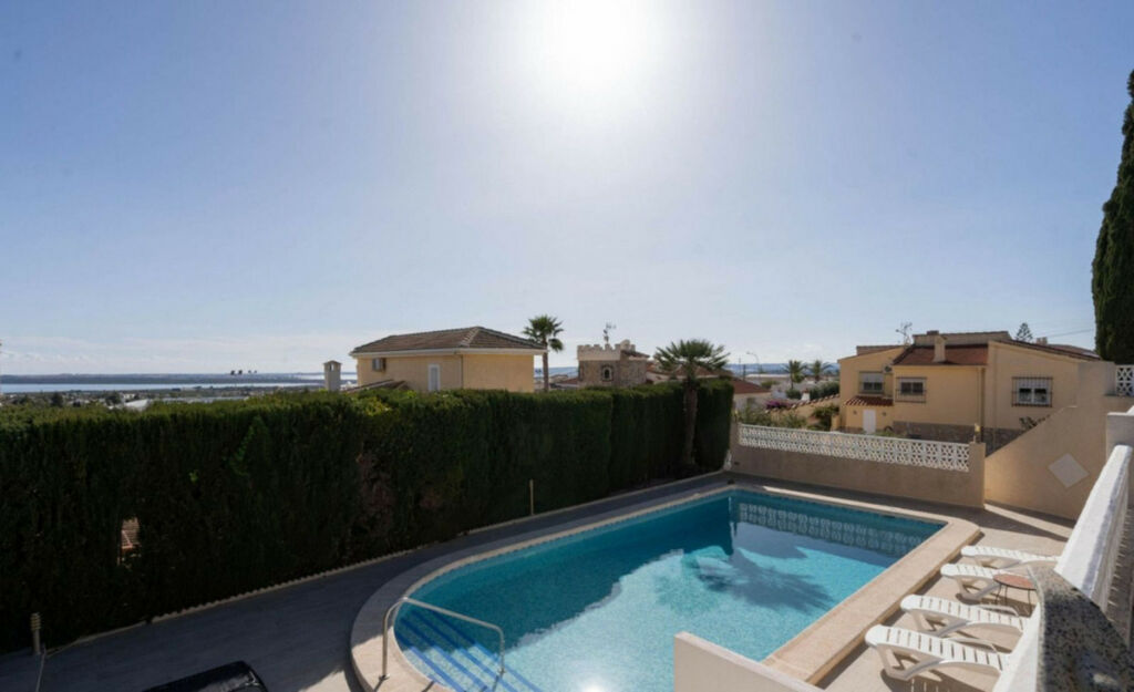 Detached Villa Ciudad Quesada Alicante - image 27