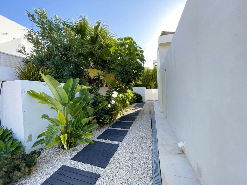 Detached Villa Calpe Alicante - image 27