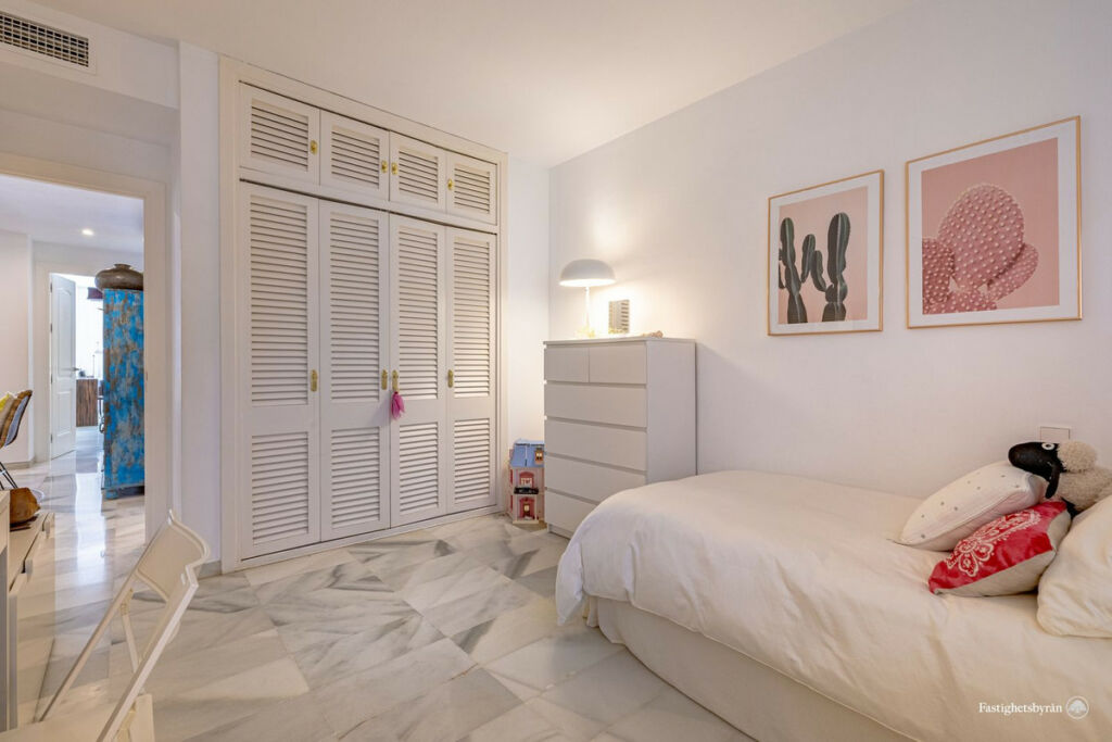 Ground Floor Apartment Estepona Málaga - image 26