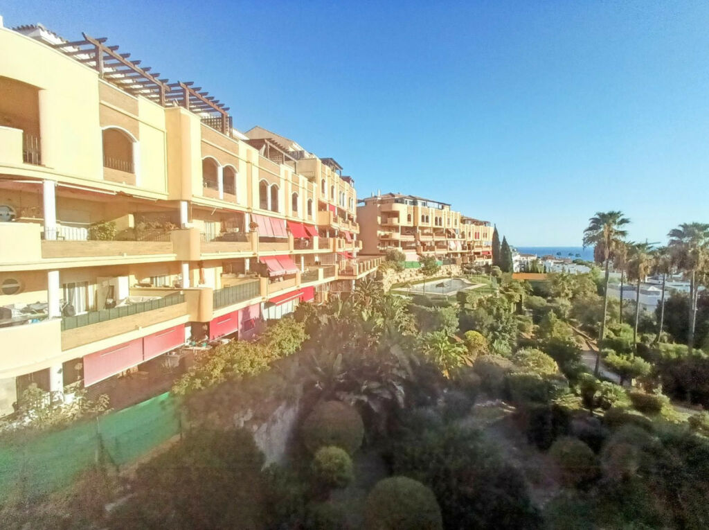 Middle Floor Apartment Riviera del Sol Málaga - image 27