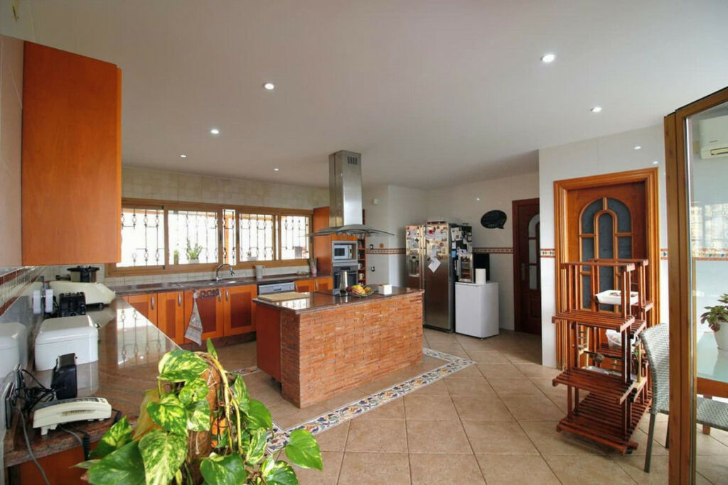 Detached Villa Benalmadena Málaga - image 26