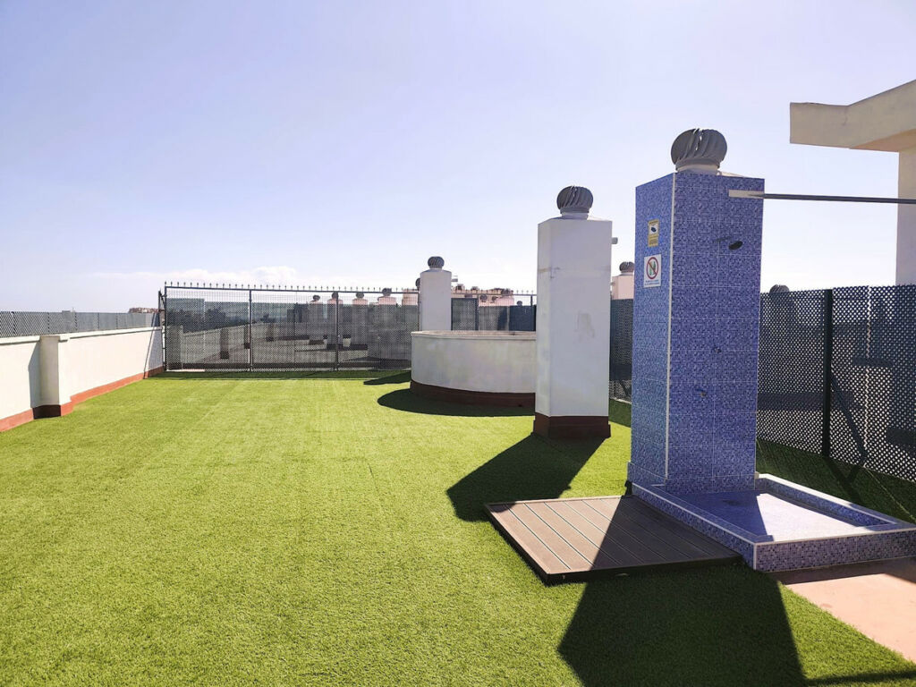 Middle Floor Apartment Torrevieja Alicante - image 27