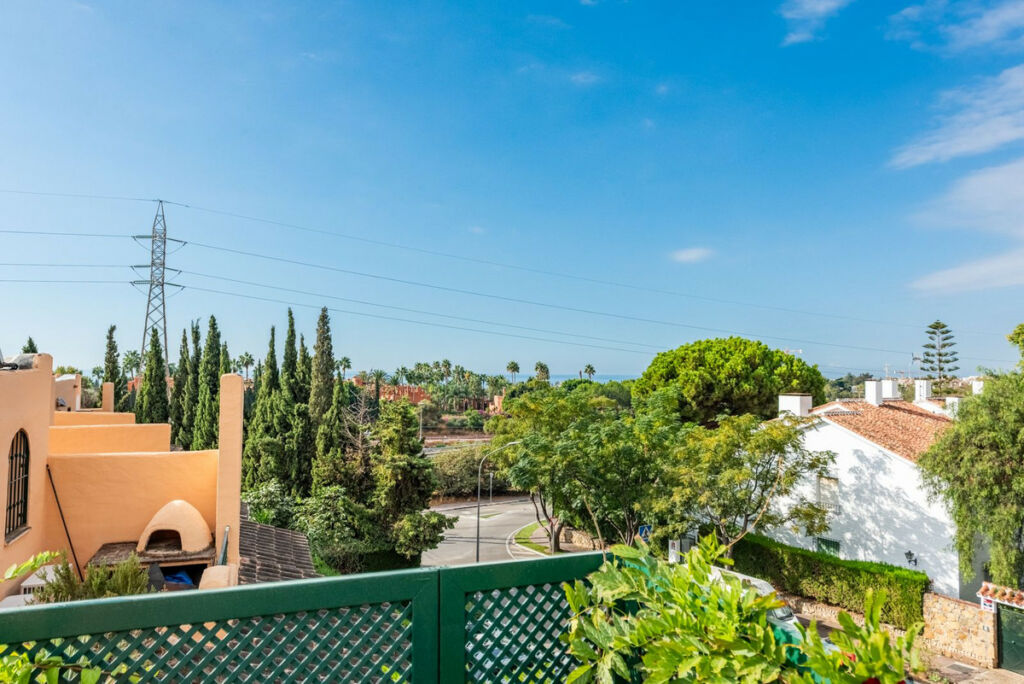 Semi-Detached House Nagüeles Málaga - image 27
