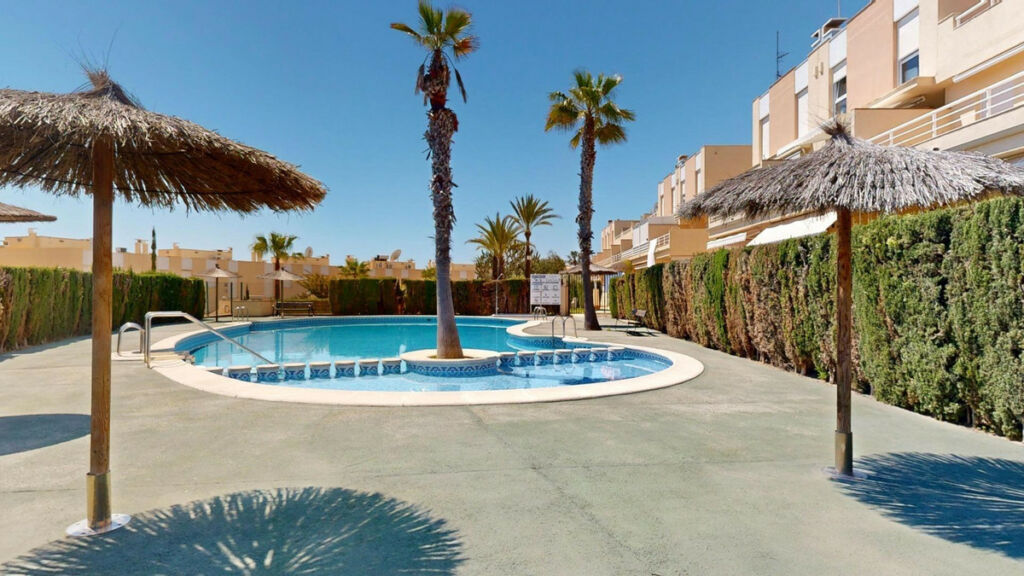 Middle Floor Apartment Campoamor Alicante - image 27