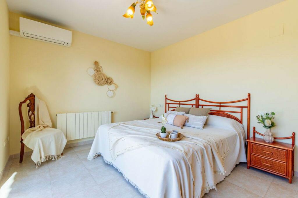 Detached Villa Moraira Alicante - image 27