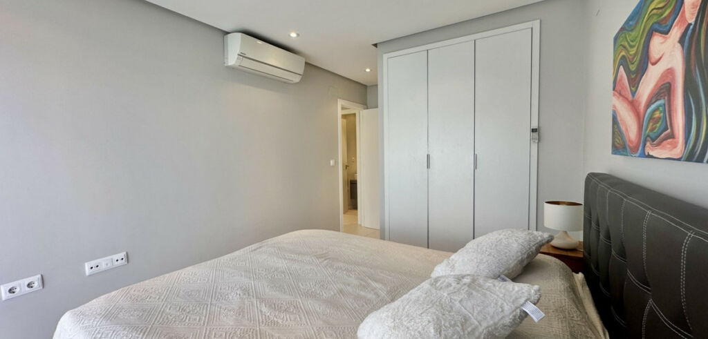Ground Floor Apartment Villamartin Alicante - image 27