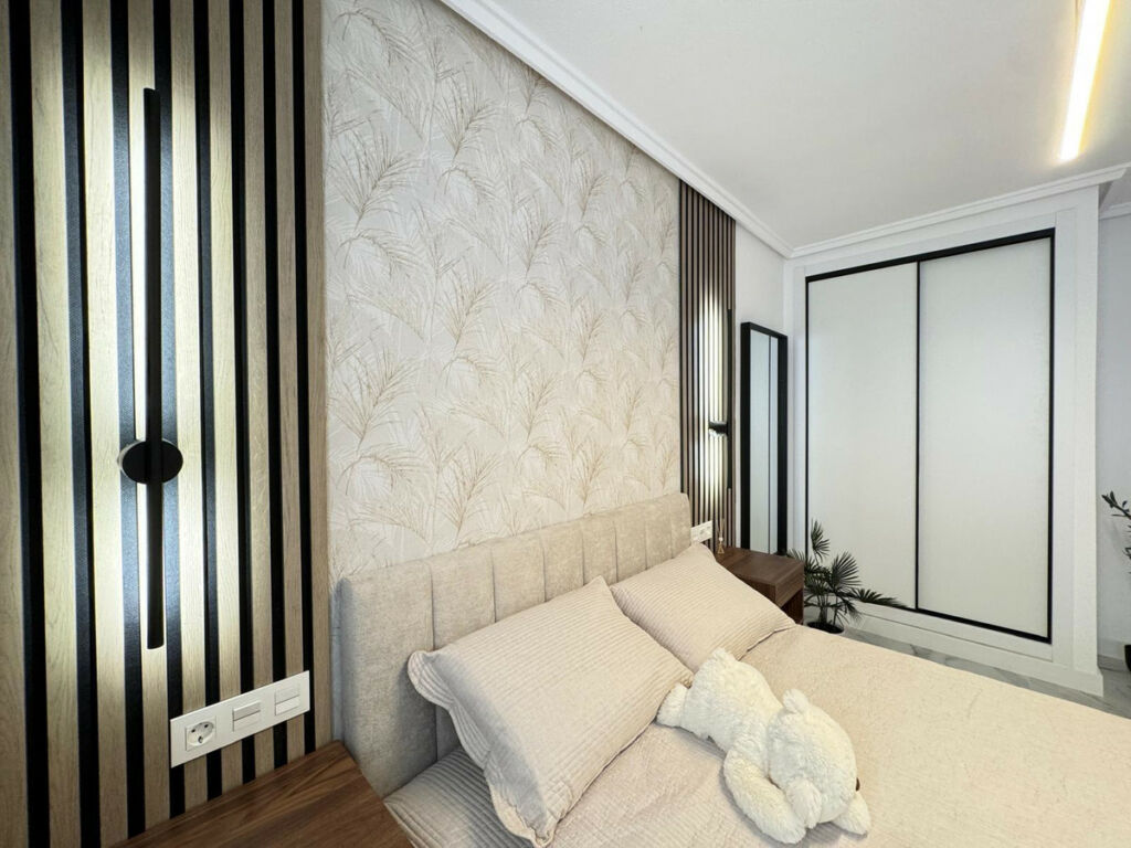 Middle Floor Apartment Torrevieja Alicante - image 27
