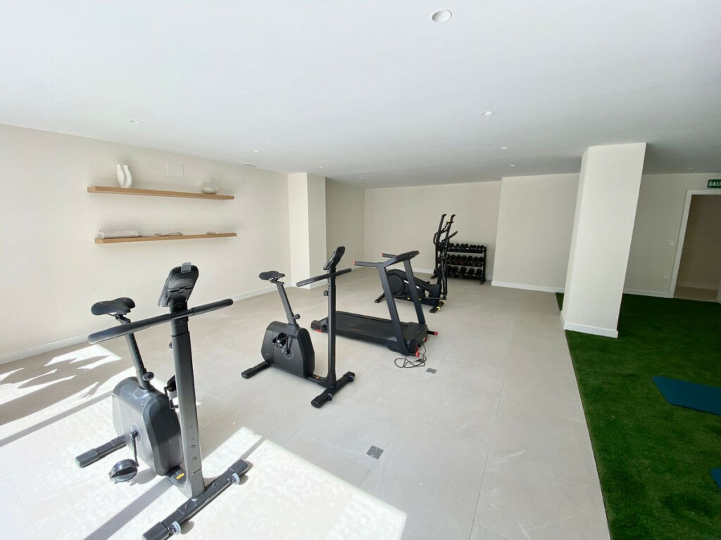 Middle Floor Apartment Nueva Andalucía Málaga - image 27