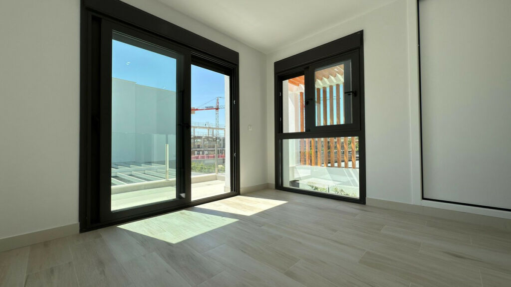 Detached Villa Muchamiel Alicante - image 27