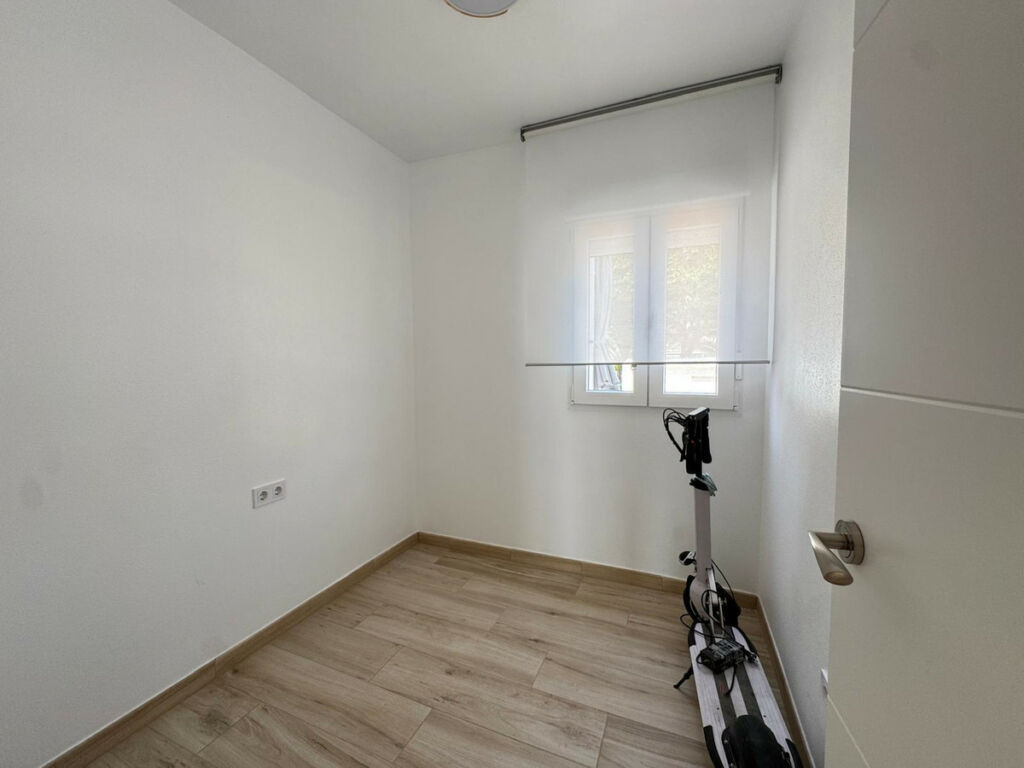 Bungalow Torrevieja Alicante - image 28
