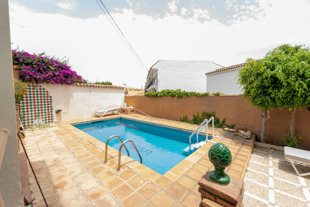 Detached Villa Fuengirola Málaga - image 28