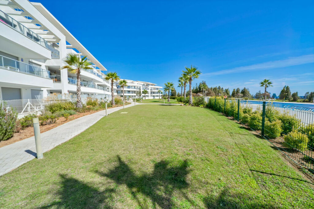 Middle Floor Apartment El Chaparral Málaga - image 28