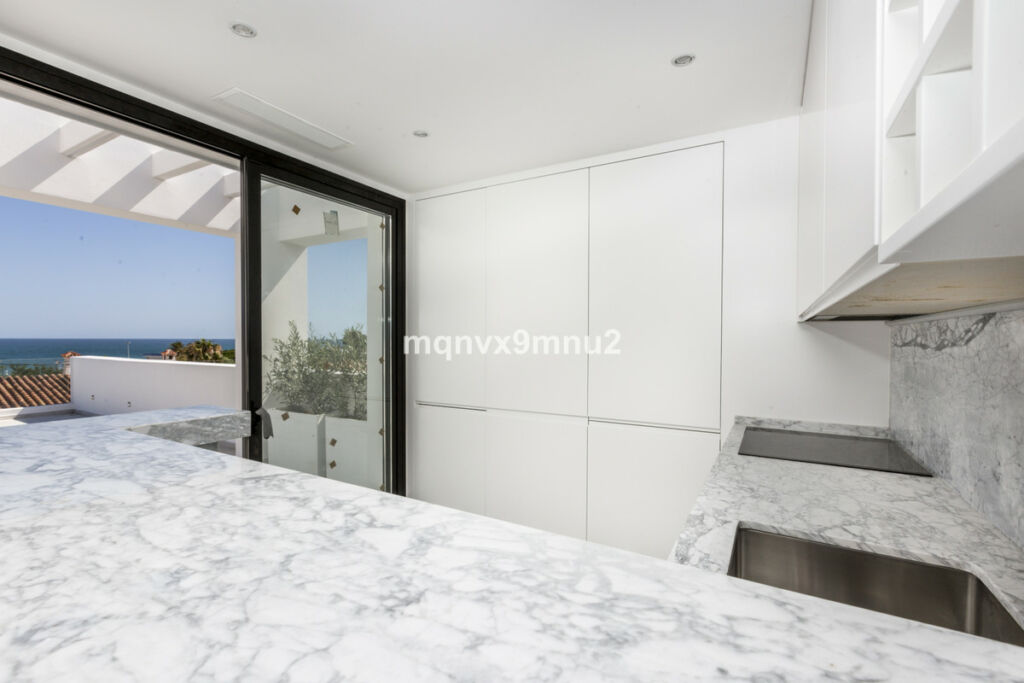 Detached Villa El Chaparral Málaga - image 28