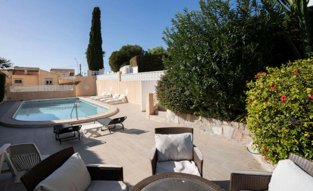 Detached Villa Ciudad Quesada Alicante - image 28