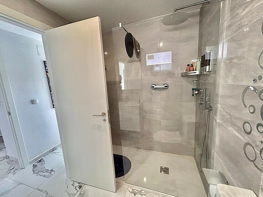 Ground Floor Apartment Villamartin Alicante - image 28