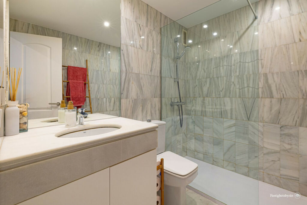 Ground Floor Apartment Estepona Málaga - image 27