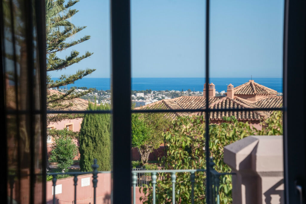 Townhouse Benahavís Málaga - image 28