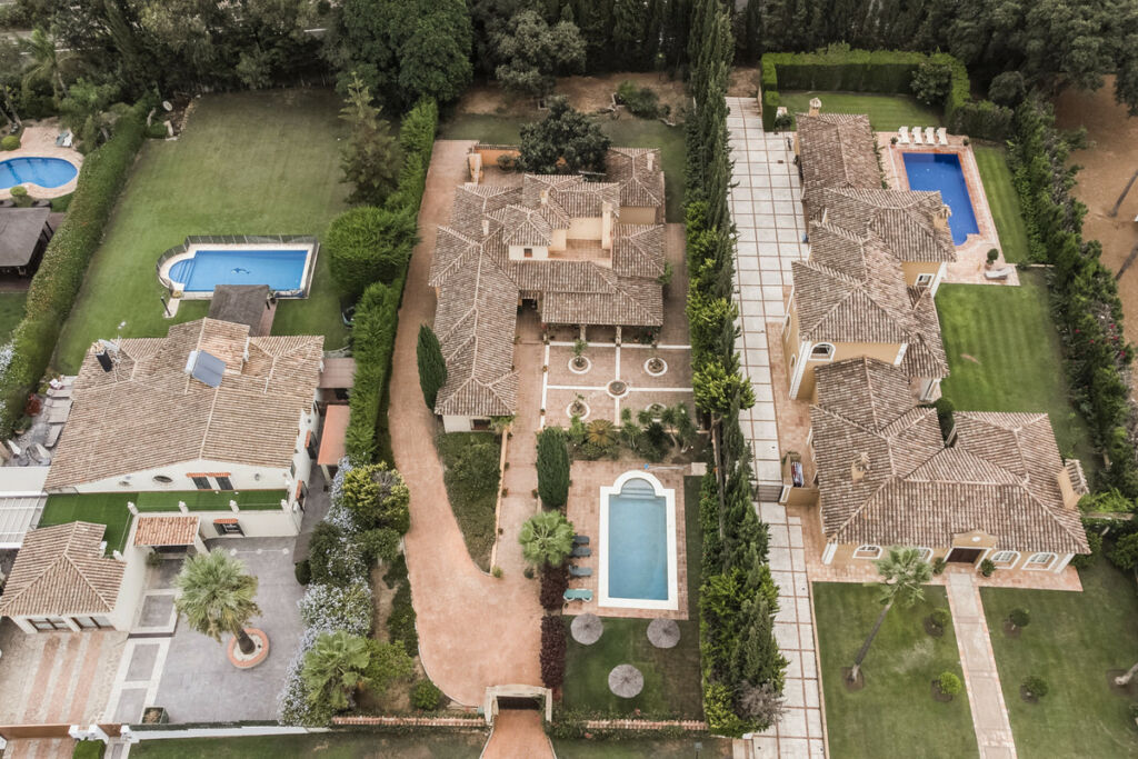 Detached Villa Sotogrande Cádiz - image 28