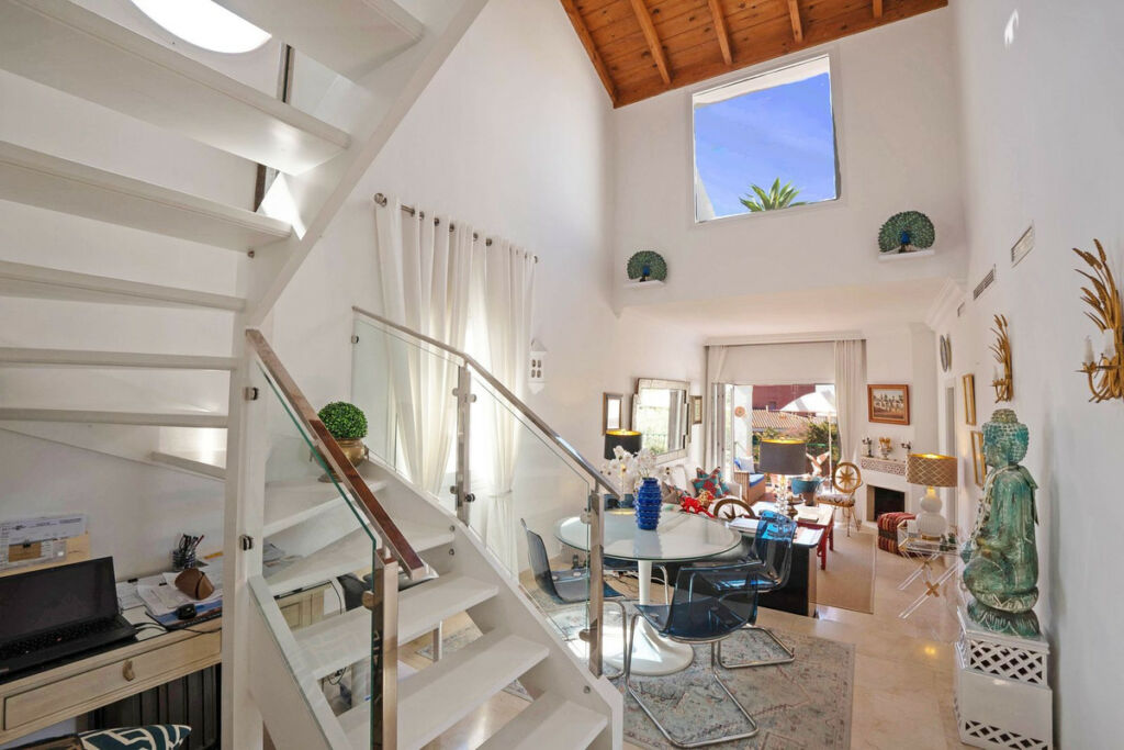 Penthouse Duplex Marbesa Málaga - image 28