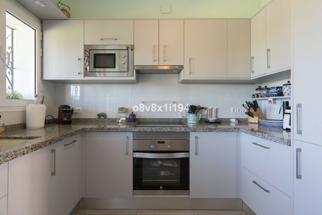Detached Villa Alhaurín de la Torre Málaga - image 28