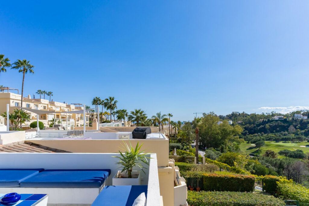 Semi-Detached House La Quinta Málaga - image 28