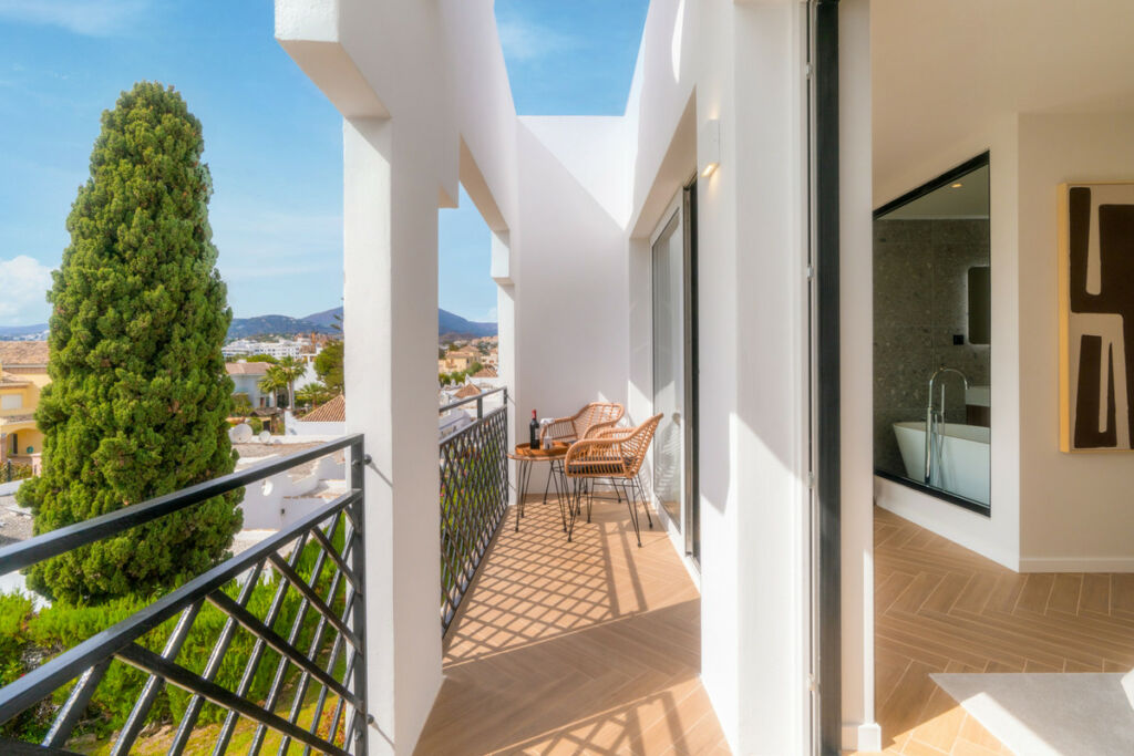 Townhouse Nueva Andalucía Málaga - image 28