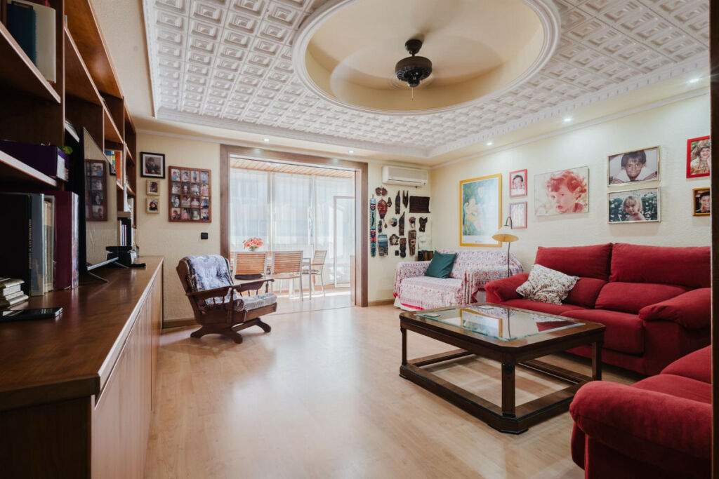 Middle Floor Apartment Torrevieja Alicante - image 28