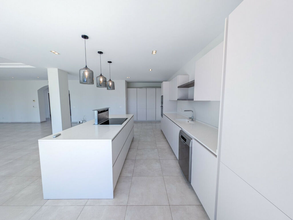 Detached Villa Nueva Andalucía Málaga - zdjęcie 28