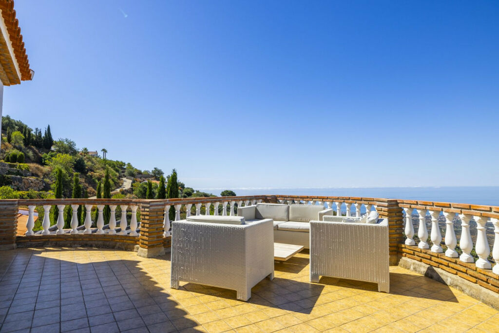 Detached Villa Arenas Málaga - image 28