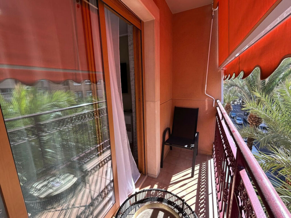 Middle Floor Apartment Alicante City Alicante - image 28